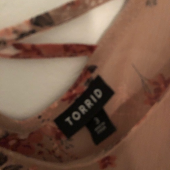 Torrid Top - Picture 5 of 5